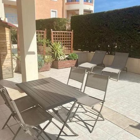 Appt 2 Pieces Port Frejus - Mega Terrasse + Garage Lejlighed Eksteriør billede